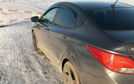 Hyundai Solaris II рестайлинг, 2015 год, 890 000 рублей, 7 фотография