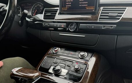 Audi A8, 2011 год, 1 780 000 рублей, 18 фотография