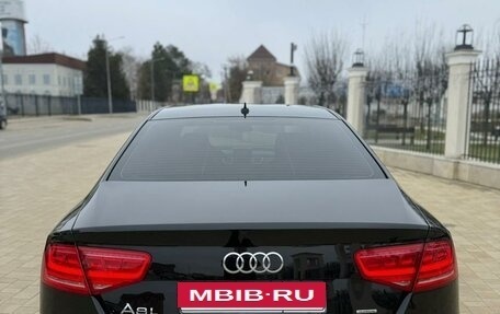 Audi A8, 2011 год, 1 780 000 рублей, 15 фотография