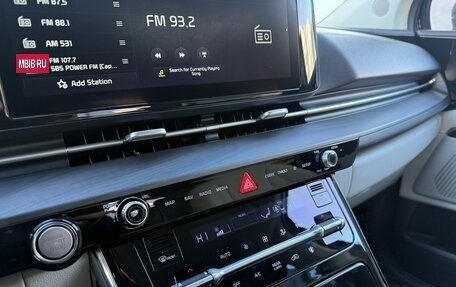 KIA Carnival, 2021 год, 3 650 000 рублей, 21 фотография