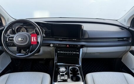 KIA Carnival, 2021 год, 3 650 000 рублей, 23 фотография