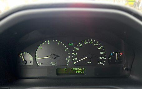 Land Rover Range Rover III, 1998 год, 1 300 000 рублей, 6 фотография