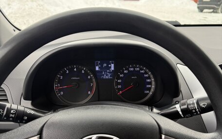 Hyundai Solaris II рестайлинг, 2016 год, 949 000 рублей, 8 фотография