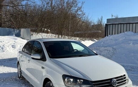 Volkswagen Polo VI (EU Market), 2018 год, 1 050 000 рублей, 2 фотография