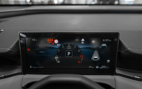 Toyota RAV4, 2025 год, 4 940 000 рублей, 12 фотография