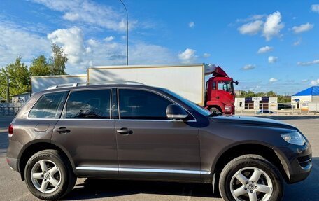 Volkswagen Touareg III, 2010 год, 1 099 000 рублей, 1 фотография