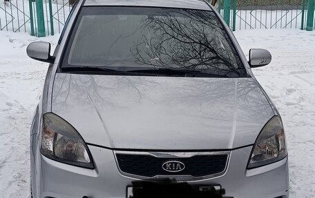 KIA Rio II, 2010 год, 600 000 рублей, 2 фотография