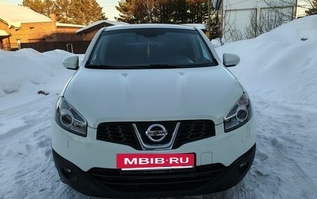 Nissan Qashqai, 2011 год, 1 050 000 рублей, 2 фотография