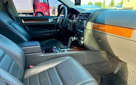 Volkswagen Touareg III, 2010 год, 1 099 000 рублей, 16 фотография