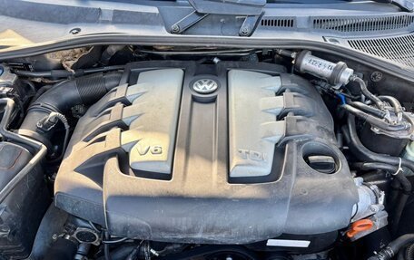 Volkswagen Touareg III, 2010 год, 1 099 000 рублей, 14 фотография