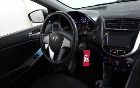 Hyundai Solaris II рестайлинг, 2016 год, 595 000 рублей, 14 фотография