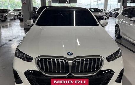 BMW 5 серия, 2025 год, 6 897 000 рублей, 6 фотография