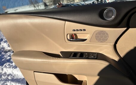 Lexus RX III, 2011 год, 2 090 000 рублей, 32 фотография