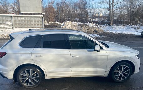 Volkswagen Touareg III, 2018 год, 4 550 000 рублей, 5 фотография