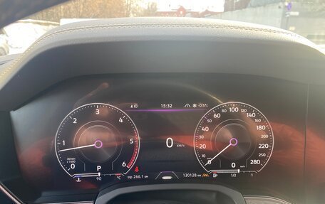 Volkswagen Touareg III, 2018 год, 4 550 000 рублей, 11 фотография