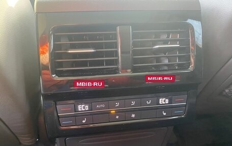 Volkswagen Touareg III, 2018 год, 4 550 000 рублей, 10 фотография