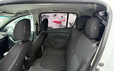 Renault Sandero II рестайлинг, 2017 год, 590 000 рублей, 18 фотография