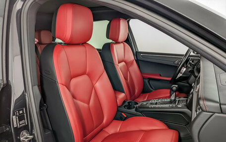 Porsche Macan I рестайлинг, 2019 год, 4 750 000 рублей, 26 фотография