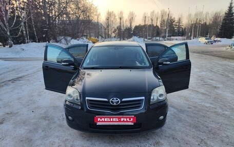 Toyota Avensis III рестайлинг, 2008 год, 750 000 рублей, 40 фотография