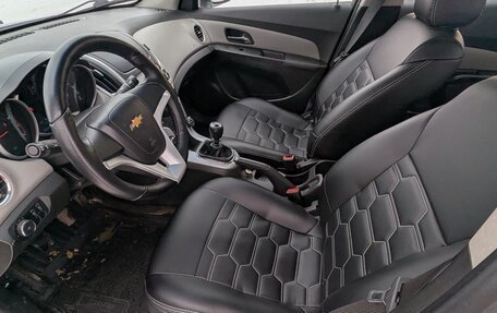 Chevrolet Cruze II, 2014 год, 695 000 рублей, 10 фотография