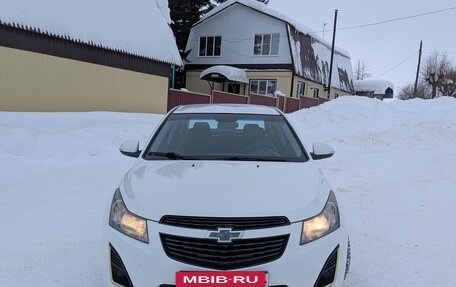 Chevrolet Cruze II, 2014 год, 695 000 рублей, 2 фотография