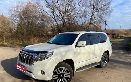 Toyota Land Cruiser Prado 150 рестайлинг 2, 2013 год, 2 850 000 рублей, 1 фотография