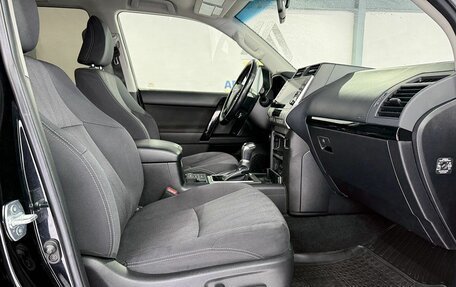 Toyota Land Cruiser Prado 150 рестайлинг 2, 2020 год, 5 999 000 рублей, 10 фотография