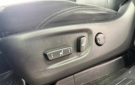 Toyota Land Cruiser Prado 150 рестайлинг 2, 2020 год, 5 999 000 рублей, 21 фотография