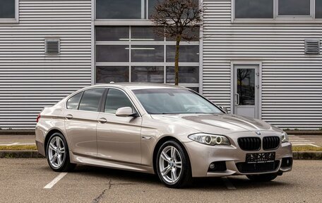 BMW 5 серия, 2012 год, 1 755 000 рублей, 3 фотография