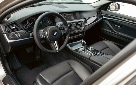 BMW 5 серия, 2012 год, 1 755 000 рублей, 13 фотография