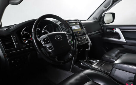 Toyota Land Cruiser 200, 2012 год, 3 750 000 рублей, 14 фотография