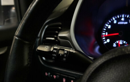 KIA Rio IV, 2021 год, 1 750 000 рублей, 19 фотография