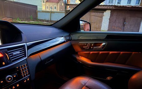 Mercedes-Benz E-Класс, 2009 год, 2 150 000 рублей, 5 фотография