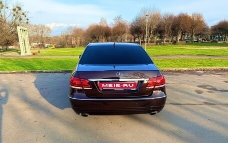 Mercedes-Benz E-Класс, 2009 год, 2 150 000 рублей, 15 фотография