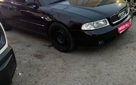 Audi A4, 2000 год, 400 000 рублей, 8 фотография