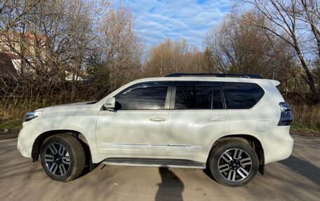 Toyota Land Cruiser Prado 150 рестайлинг 2, 2013 год, 2 850 000 рублей, 2 фотография