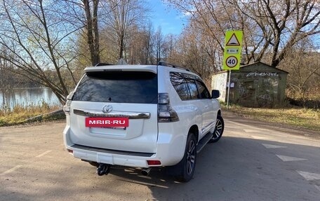 Toyota Land Cruiser Prado 150 рестайлинг 2, 2013 год, 2 850 000 рублей, 5 фотография