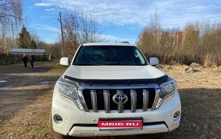 Toyota Land Cruiser Prado 150 рестайлинг 2, 2013 год, 2 850 000 рублей, 8 фотография