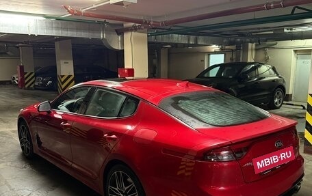 KIA Stinger I, 2021 год, 4 000 000 рублей, 6 фотография
