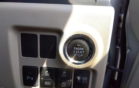 Toyota Passo III, 2020 год, 1 350 000 рублей, 13 фотография