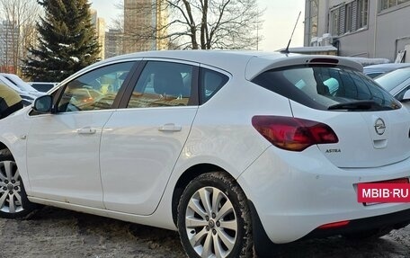 Opel Astra J, 2011 год, 699 000 рублей, 4 фотография