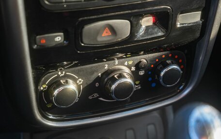 Renault Duster I рестайлинг, 2013 год, 700 000 рублей, 19 фотография