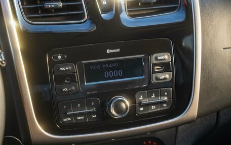 Renault Logan II, 2018 год, 1 000 000 рублей, 20 фотография