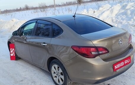 Opel Astra J, 2013 год, 655 000 рублей, 5 фотография