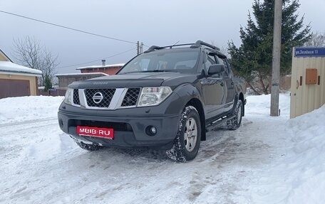 Nissan Navara (Frontier), 2006 год, 870 000 рублей, 1 фотография