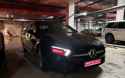 Mercedes-Benz A-Класс, 2019 год, 2 150 000 рублей, 1 фотография