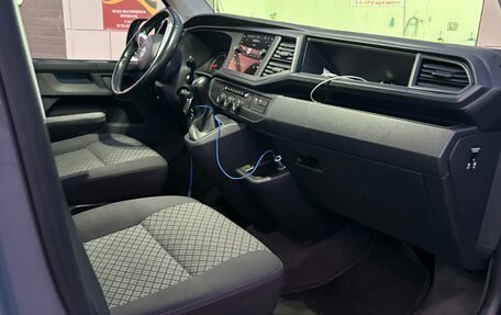 Volkswagen Multivan T6 рестайлинг, 2020 год, 5 900 000 рублей, 7 фотография