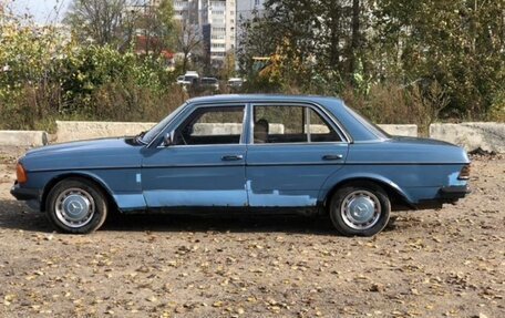 Mercedes-Benz W123, 1981 год, 170 000 рублей, 3 фотография