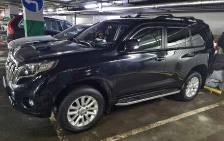 Toyota Land Cruiser Prado 150 рестайлинг 2, 2017 год, 4 250 000 рублей, 6 фотография