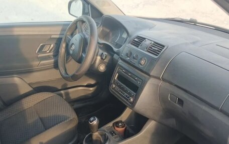 Skoda Fabia II, 2013 год, 550 000 рублей, 12 фотография